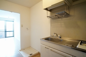 ボナ－ル・トミ－ 203号-7