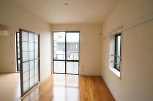 グリ－ンサニ－ホ－ムズＦ 201号-8