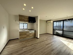 メゾンシャルム 202号-2