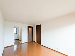 プロムナード参番館 205号-3