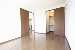 アンビション宍倉 101号-4