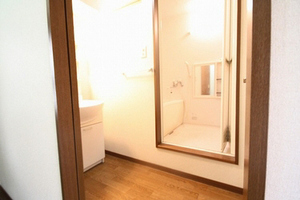 アンビション宍倉 101号-8