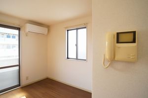 イーストコートB 201号-6