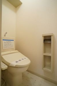 イーストコートB 201号-10