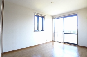 ヴィラ・アベリアＢ棟 102号-8