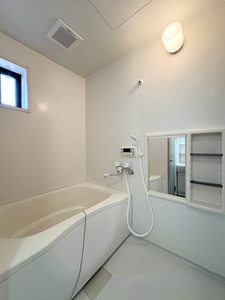 ファミリーステージ東郷Ａ 102号-8
