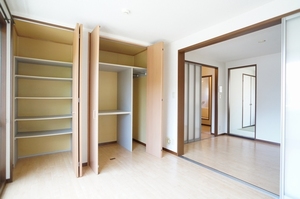 シャーメゾン四番館 102号-6