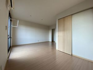 エミネンスＢ 101号-3