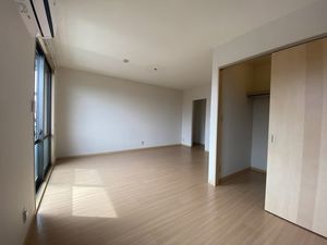 エミネンスＢ 203号-4