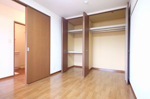 ユウ・フロール 101号-9