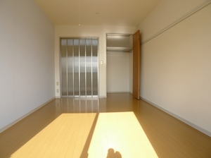 ユースフルハイツ 203号-3