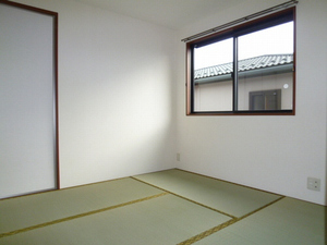 アーバンイーストB棟 201号-4