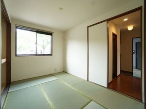 アーバンイーストＣ棟 102号-7