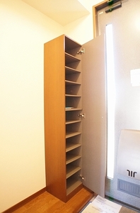 ヴィラ・マルセイ 201号-9