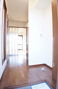 ヴィラ・マルセイ 201号-10