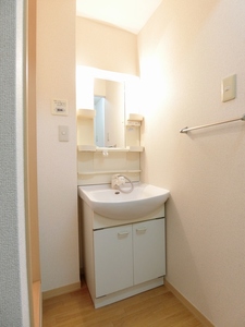 ドミールヒロセ 106号-8