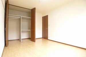 プレジオ 102号-5