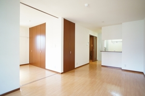 レジデンス薬園台 302号-2