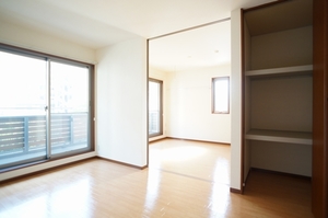 レジデンス薬園台 302号-7