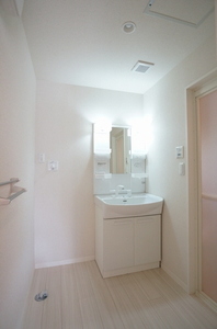 ソレイユ上山 102号-5