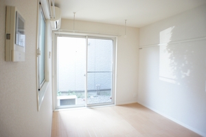 Ｍａｈａｌｏ　ｌｅａ 301号-3