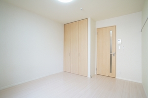 フォレスト東中山 102号-3