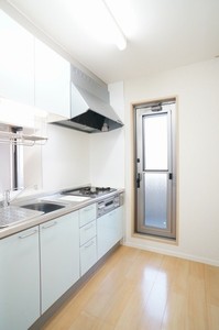 シャーメゾンOISO壱番館 201号-2