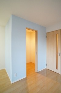 シャーメゾンOISO壱番館 201号-4