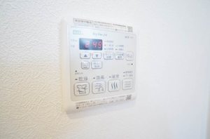 シャーメゾンＯＩＳＯ弐番館 103号-8