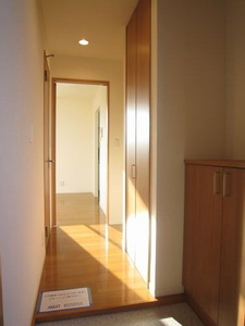 ツインヒルズ　Ａ棟 202号-11