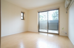 リバーサイド 302号-2