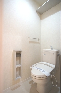 メゾン・ド・ナシモ 203号-10