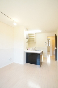 QUEEN’S TOWN C 103号-3
