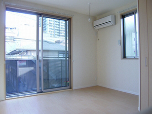 ヴィラージオ八幡 202号-2