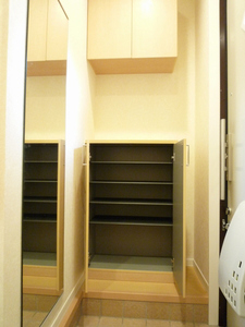 フローラ勝田台 101号-2