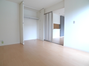 ドゥーメゾン鬼高Ⅱ 201号-5