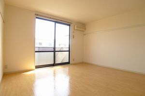 ディアス明日香Ａ 102号-2