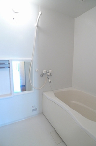 ヴィラ伊勢原 102号-9