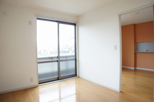 メープルタウン・ウエストＣ 201号-6