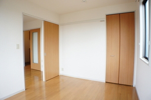 メープルタウン・ウエストＣ 201号-7