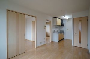 ルミエール小金原 201号-2