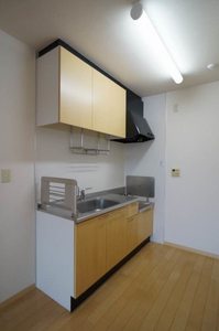 ルミエール小金原 201号-3