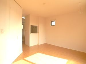 シャーメゾン・サン 103号-3