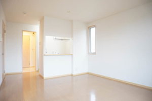 クレール弐番館 202号-3