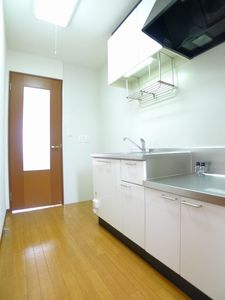 ジュネス・クラス 202号-7