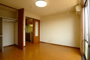 クレスト・ドミール 206号-2