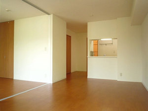 メゾン・ド・ボヌール 203号-4