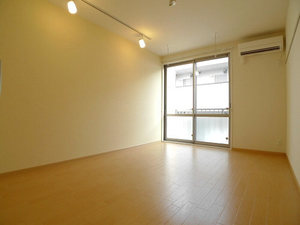 グリーンハウス 202号-2