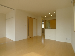 シャーメゾンみやび 102号-2