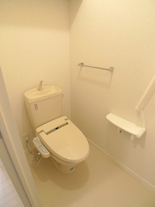 メゾンガーネット 202号-3